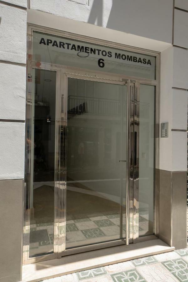 Apartamentos Mombasa 2 Planta Nerja Buitenkant foto
